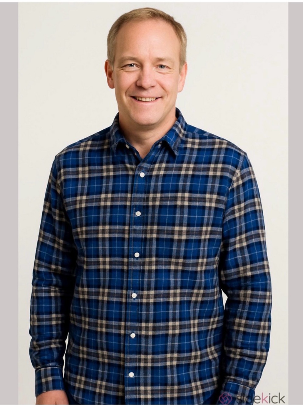 Old Navy Men's L Blue & White Plaid Flannel Button-Down Regular Fit Classic